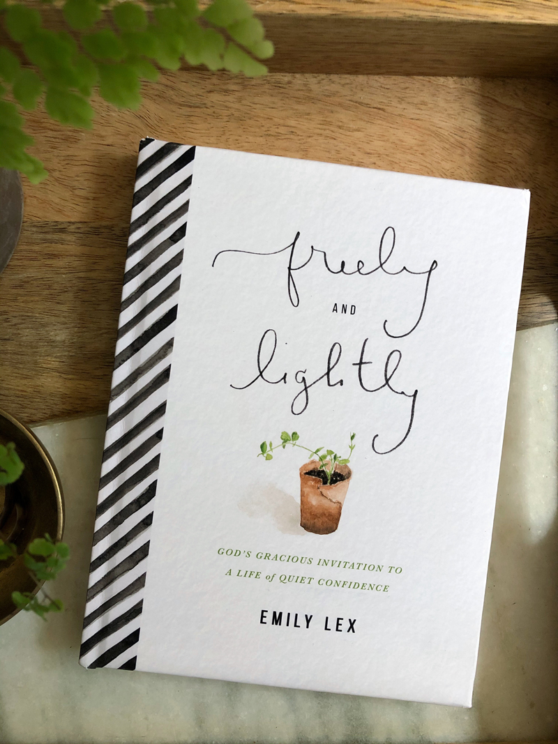  Emily Lex: books, biography, latest update